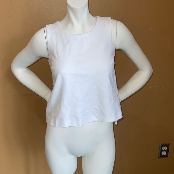 AMANDA & CHELSEA Women tank top - Picture 1 of 6